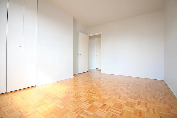 Rented by Corcoran | media 22