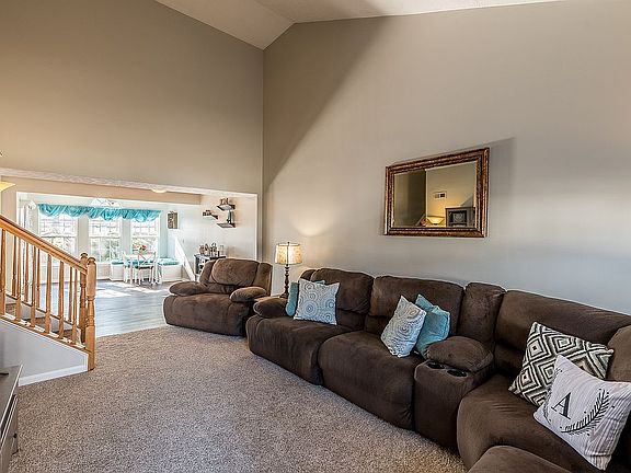 4th image of 491 Indian Lake Dr