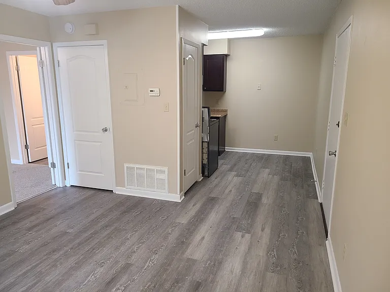 Jaymar Apartments — Photo 50