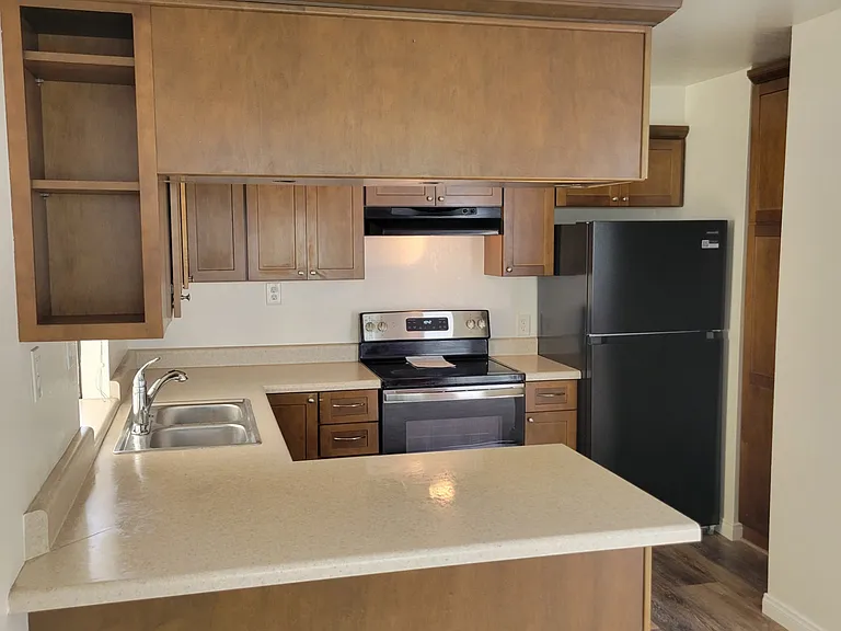 1920 Oliver Ave #A — Photo 6