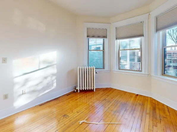 85 Trowbridge St #4, Cambridge, MA 02138