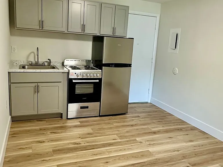 145 Whiting St — Photo 7