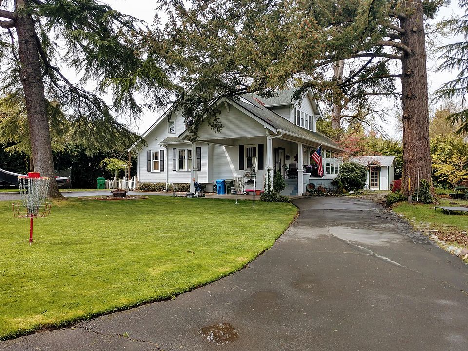 1st image of 995 Fruitdale Dr