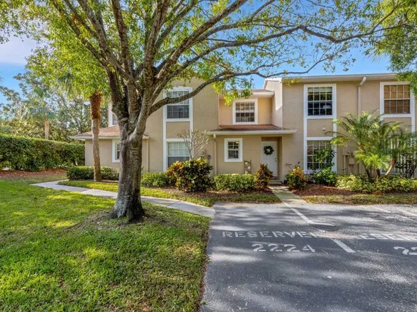 2222 Andover Cir, Palm Harbor, FL 34683