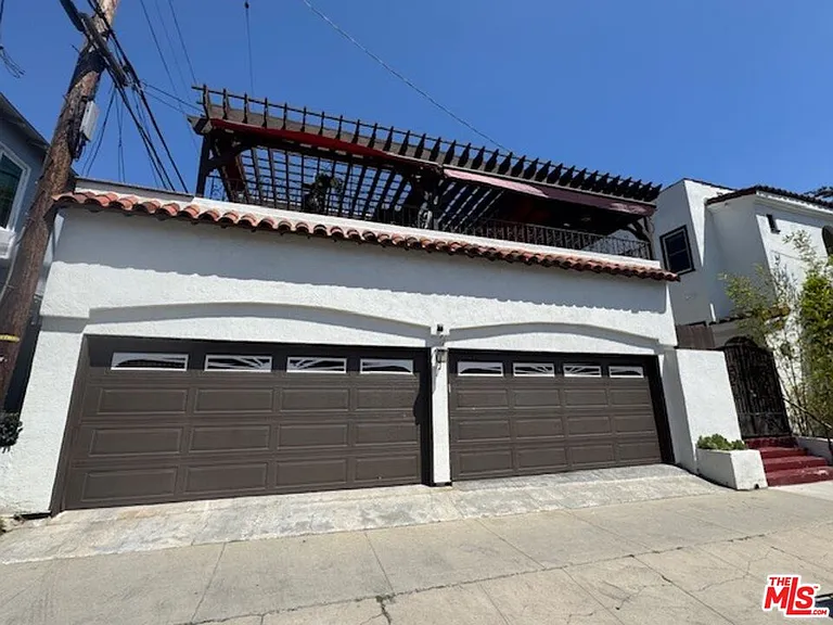 8283 W 4th St — Photo 36