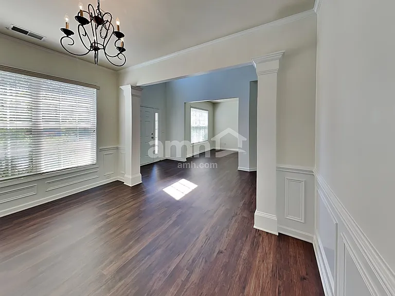 9839 Jeanette Cir — Photo 6