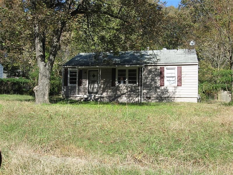 2230 Aberdeen, Memphis, TN 38127