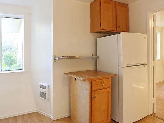 5th image of 5516A Fulton St