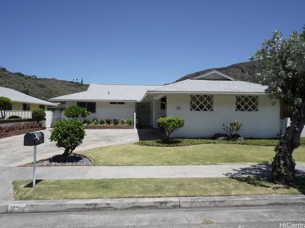 877 Waioli St, Honolulu, HI 96825