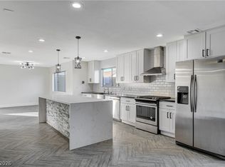 7664 Hernando Dr, Las Vegas, NV 89147