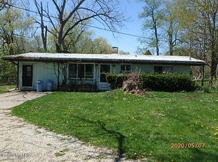303 Madison St, Bellevue, MI 49021