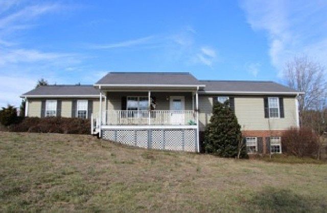 1st image of 149 Redbuck Ln
