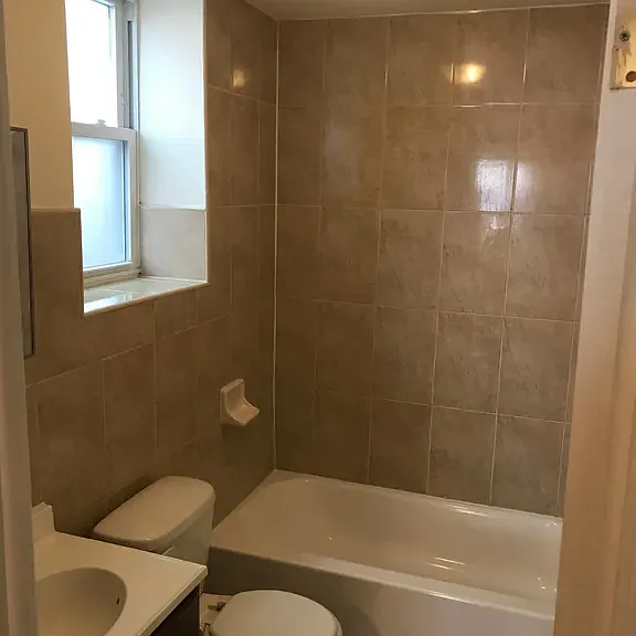 392-402 13th Ave #393-401C1 — Photo 5