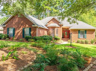 170 Courtland Dr, Hattiesburg, MS 39402
