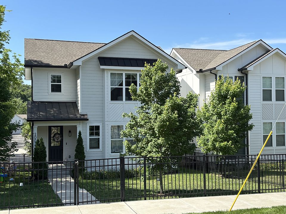 1st image of 2003 Maple View Ln
