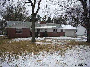 7018 N Irvington Rd, Omaha, NE 68122