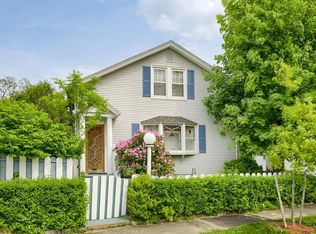 31 Vineyard St, Worcester, MA 01603