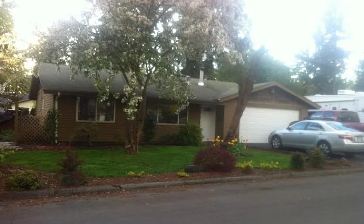 155 SW 142nd Ave — Photo 1