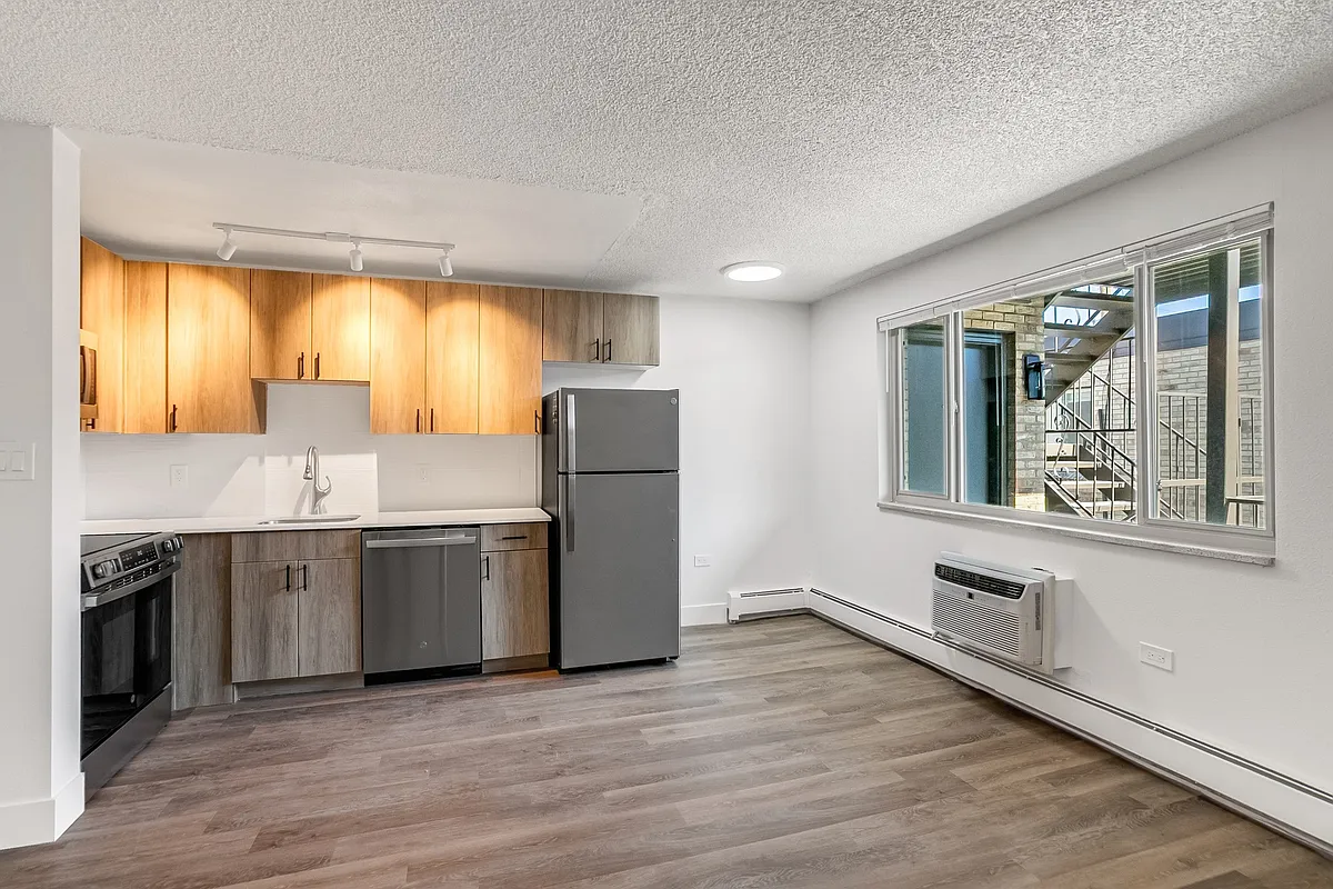 Building Photo - Orea Apartments