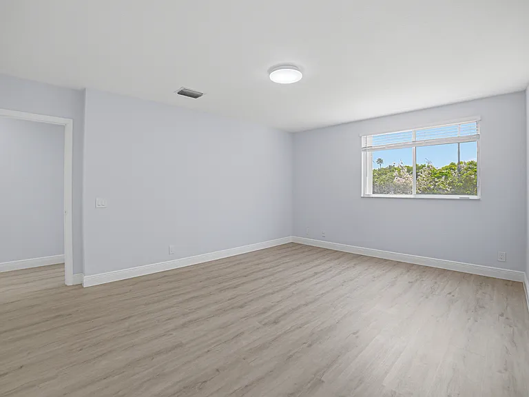 535 Talavera Rd — Photo 17