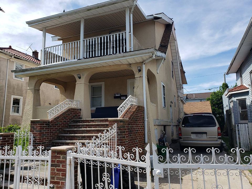 2nd image of 65 E Fulton St