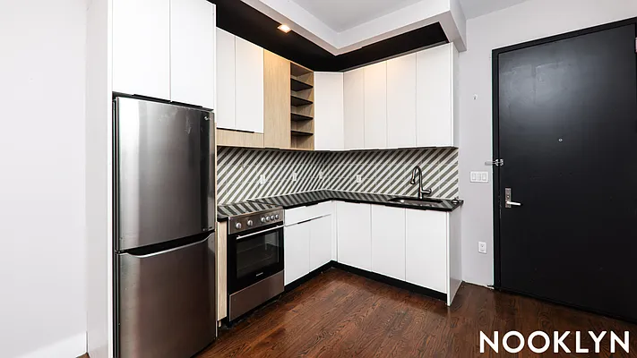 Rented by Nooklyn NYC LLC | media 13