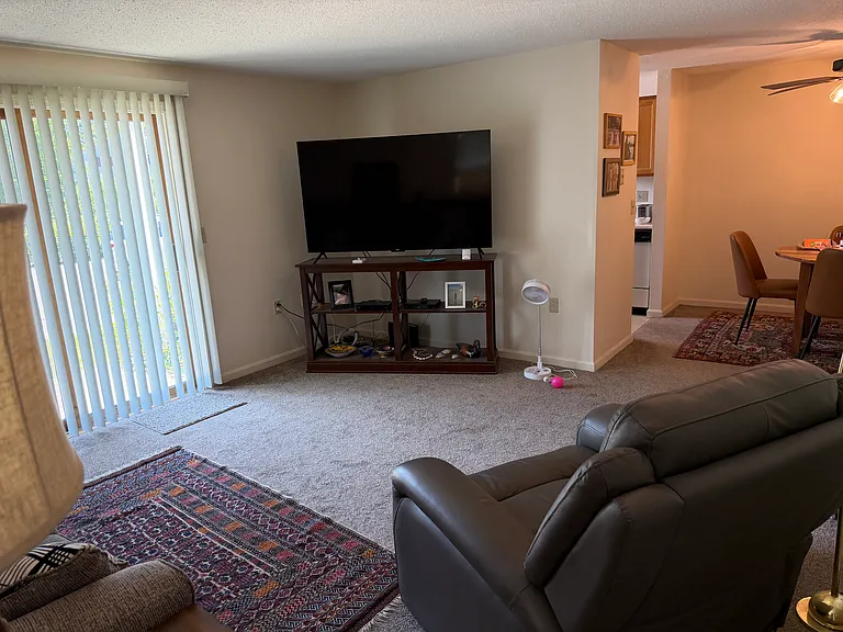 826 State St #1 — Photo 2
