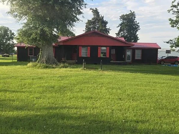 705 Edgar Olive Rd, Marthaville, LA 71450
