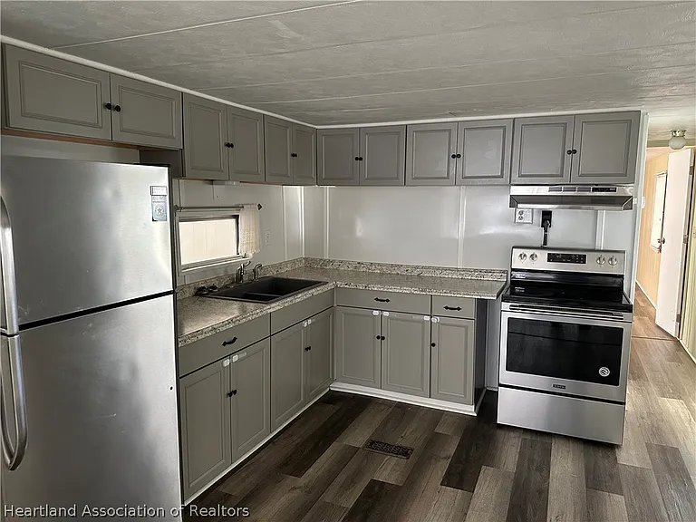 3407 Illinois Ave — Photo 5