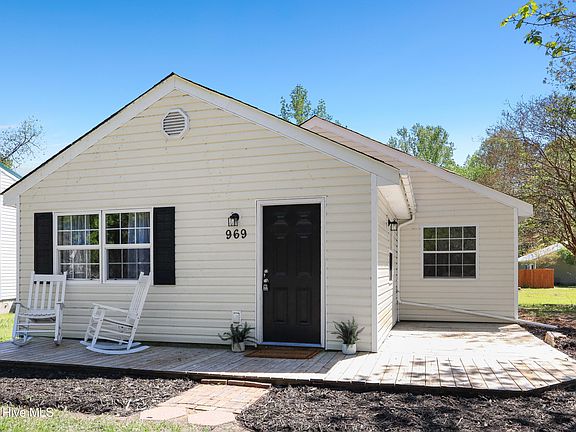 2nd image of 969 Ramsey Road