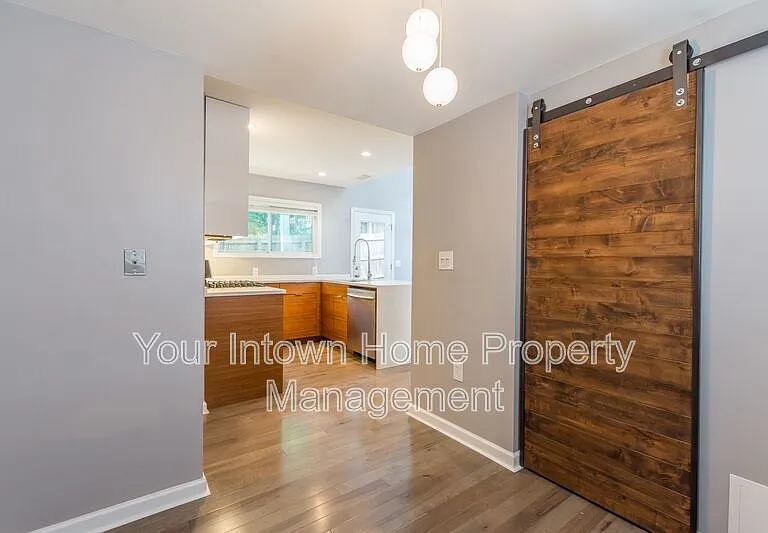 505 Oakdale Rd NE #2 — Photo 8