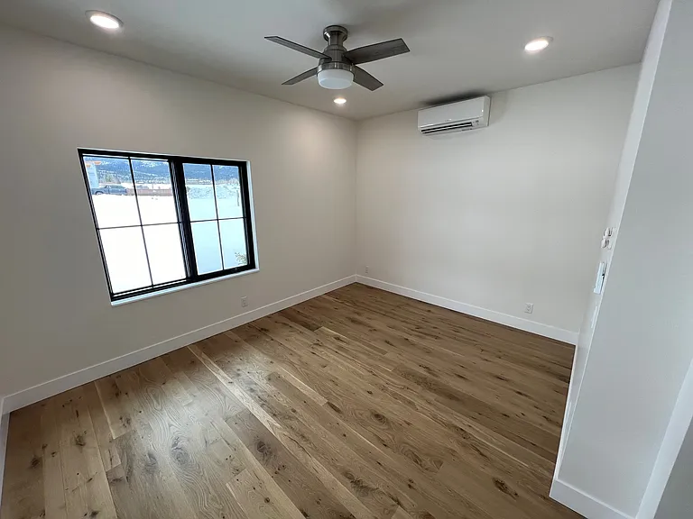 174 Christopher St — Photo 21