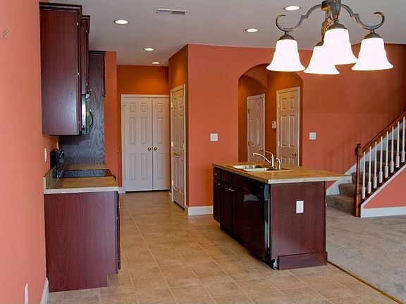 695 Stoverdale Rd-kitchen