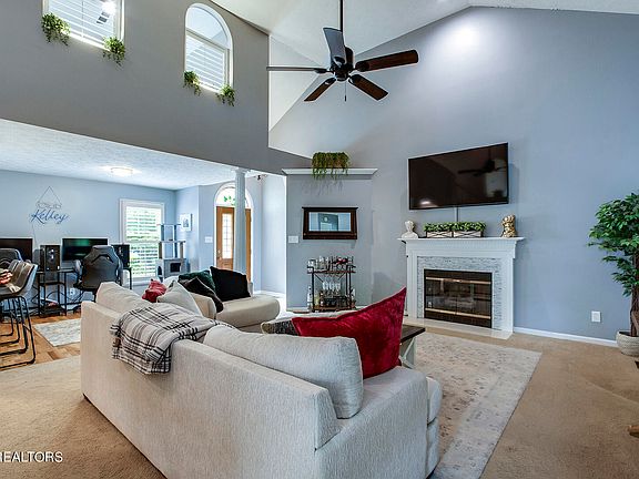 5th image of 8613 Cypress Lake Dr W
