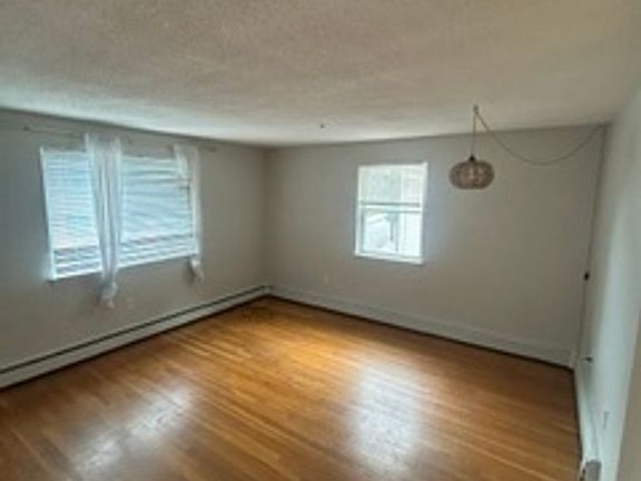 2nd image of 56 Curtis St APT 4