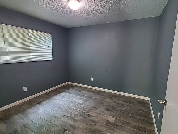 5th image of 903 Redbird Dr