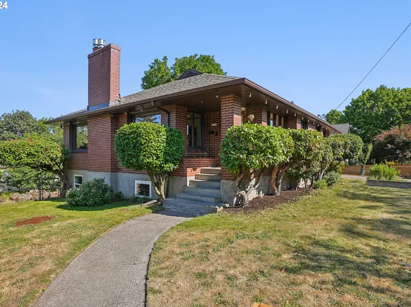 7608 SE Madison St, Portland, OR 97215