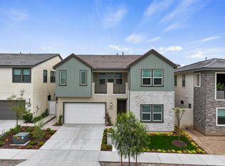 112 Glance, Irvine, CA 92618
