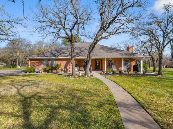106 Mariah Dr, Weatherford, TX 76087