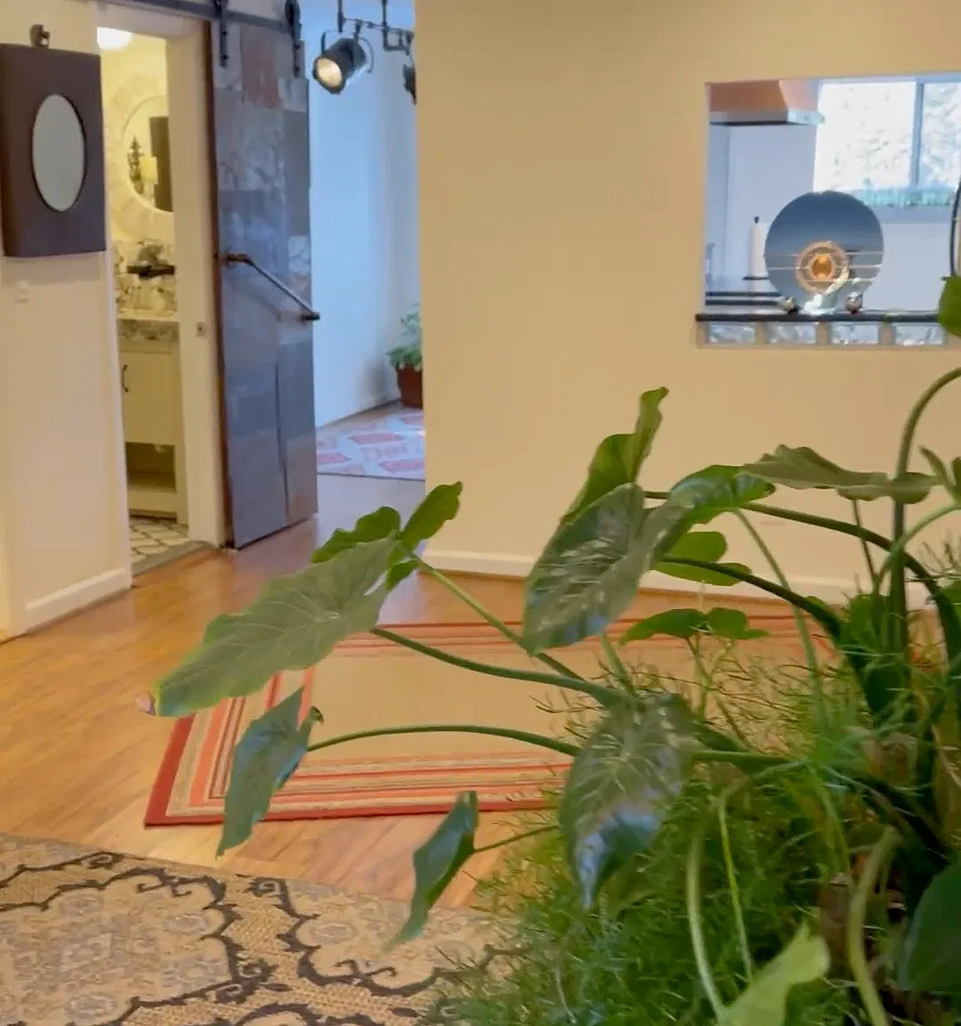 3085 Colonial Way — Photo 4