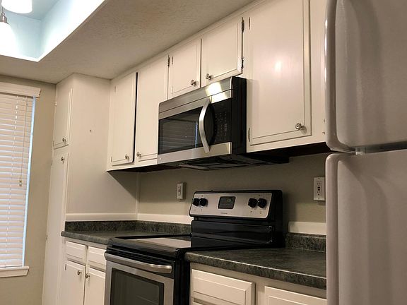 4th image of 3814 Laura Leigh Dr #3814