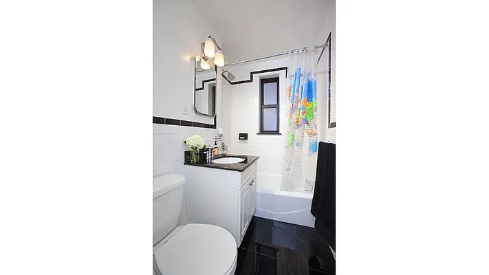 Sold by Fenwick Keats Real Estate | media 14