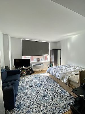 3rd image of 2-26 50th Ave #5A