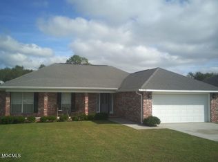 12039 Carnegie Ave, Gulfport, MS 39503