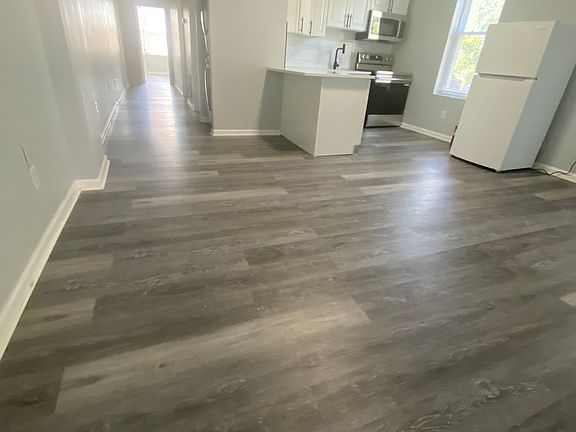 2nd image of 643 W Oxford St APT 2
