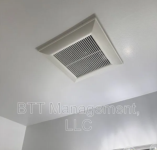 8804 Bradford Rd #1 — Photo 38