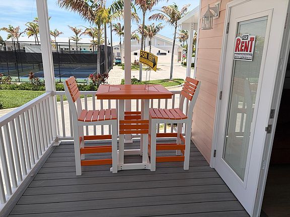 3rd image of 254 Coastal Dr