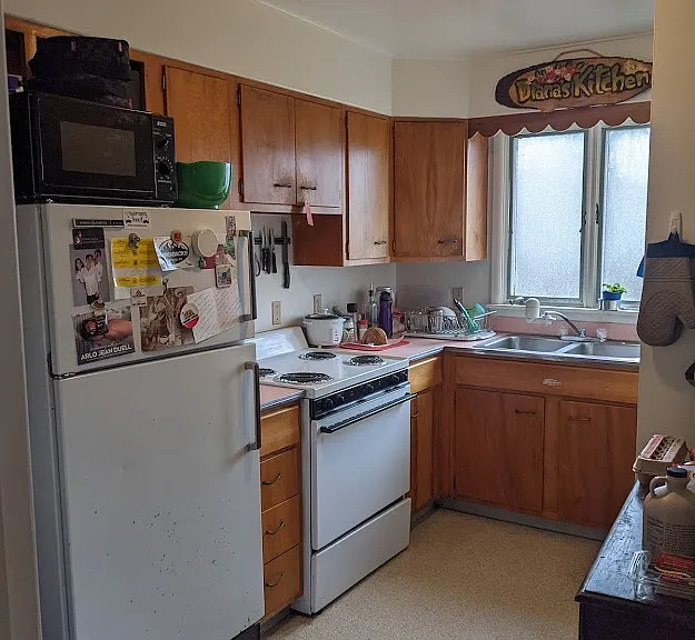 927 E State St #2R — Photo 1