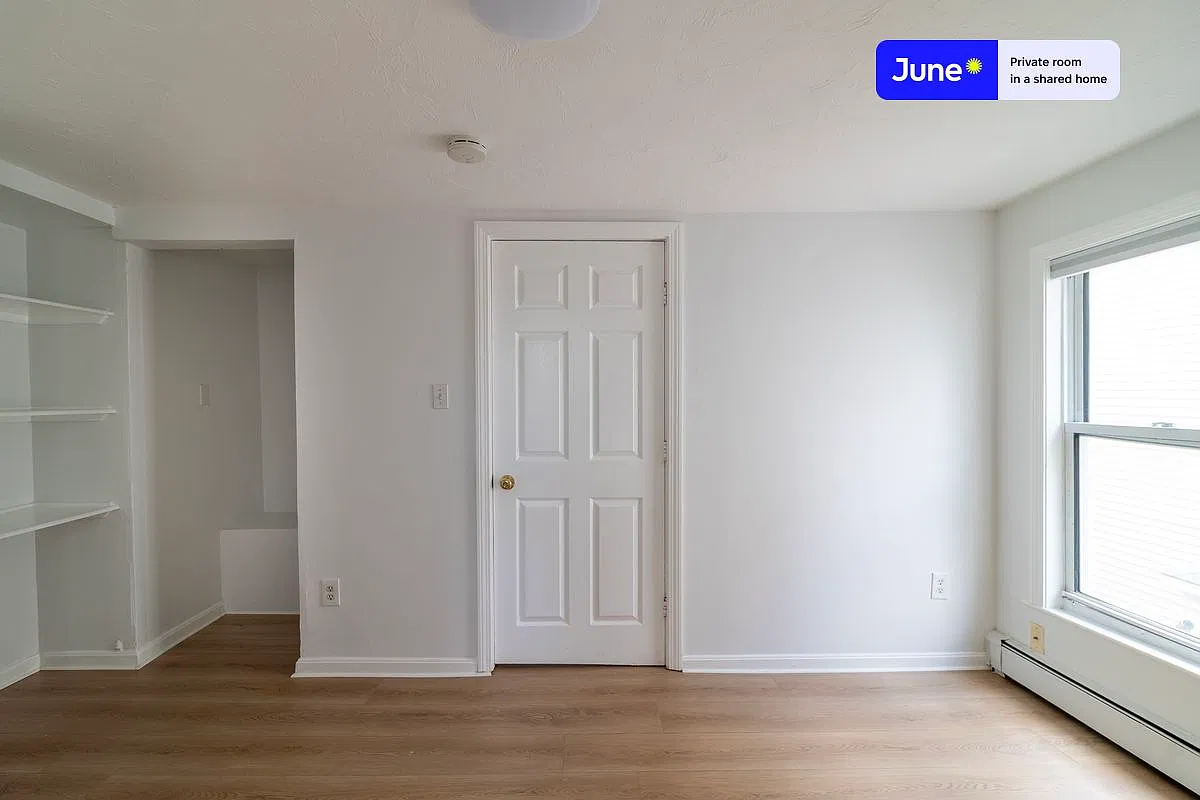 83 Winter St — Photo 3