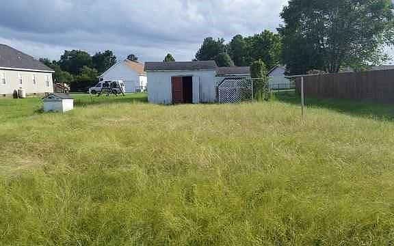 3rd image of 200 Camden Park Dr